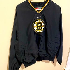 Nike Boston Bruins Windbreaker